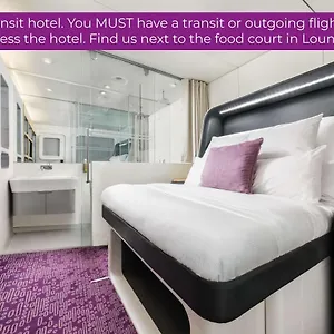 Yotelair Amsterdam Schiphol Transit Niederlande