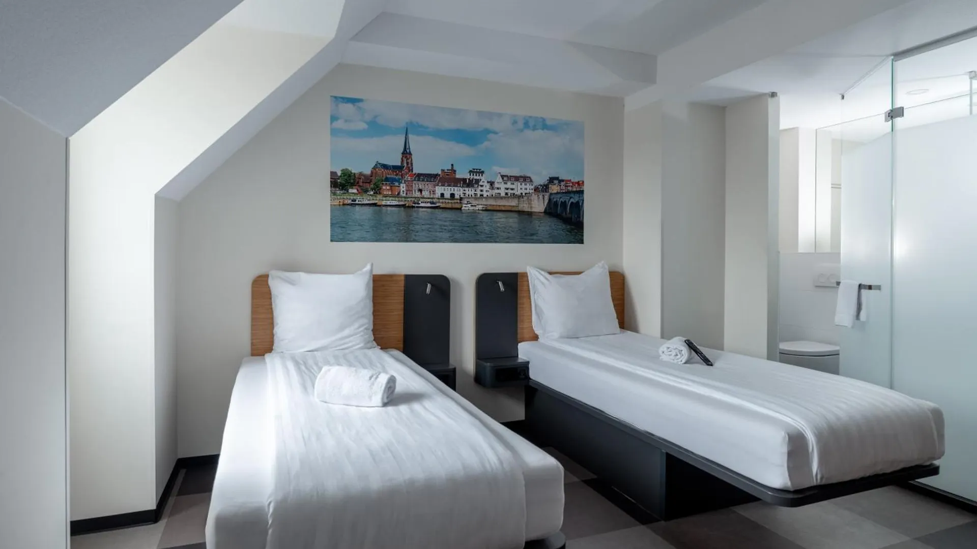Easyhotel Maastricht City Centre Hotel