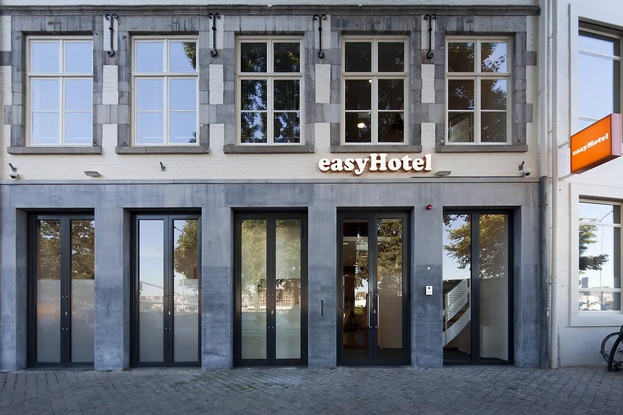 Easyhotel Maastricht City Centre location
