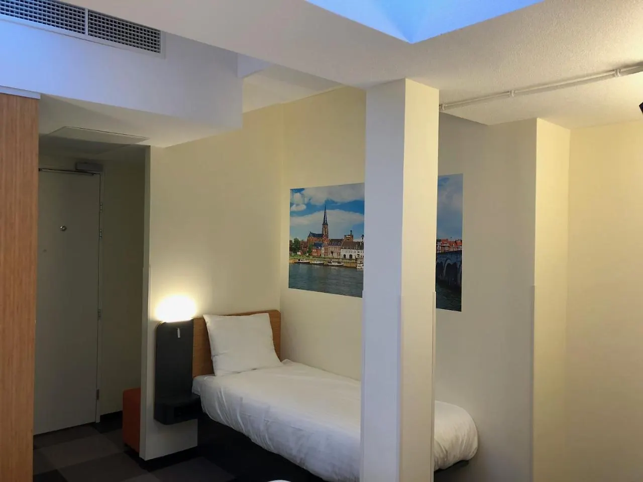 ** Hotel Easyhotel Maastricht City Centre Netherlands